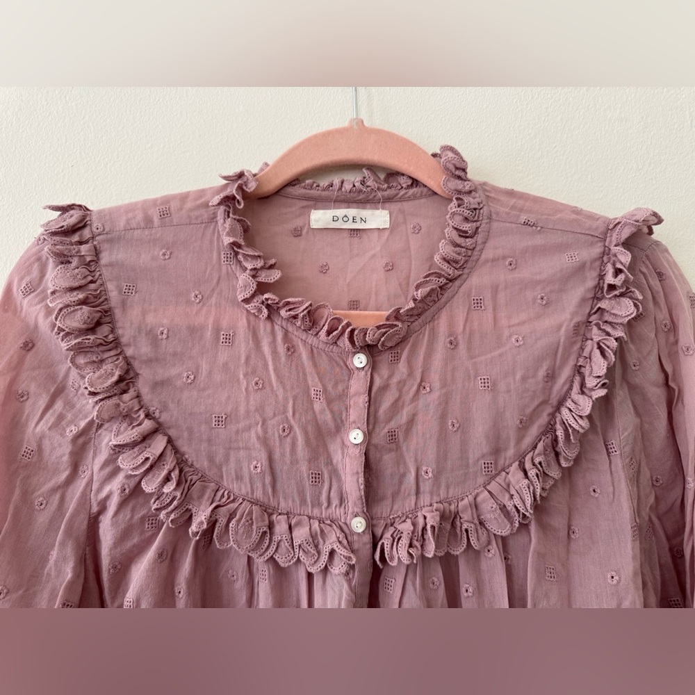 Doen Ruffled Blouse - Picture 2 of 8